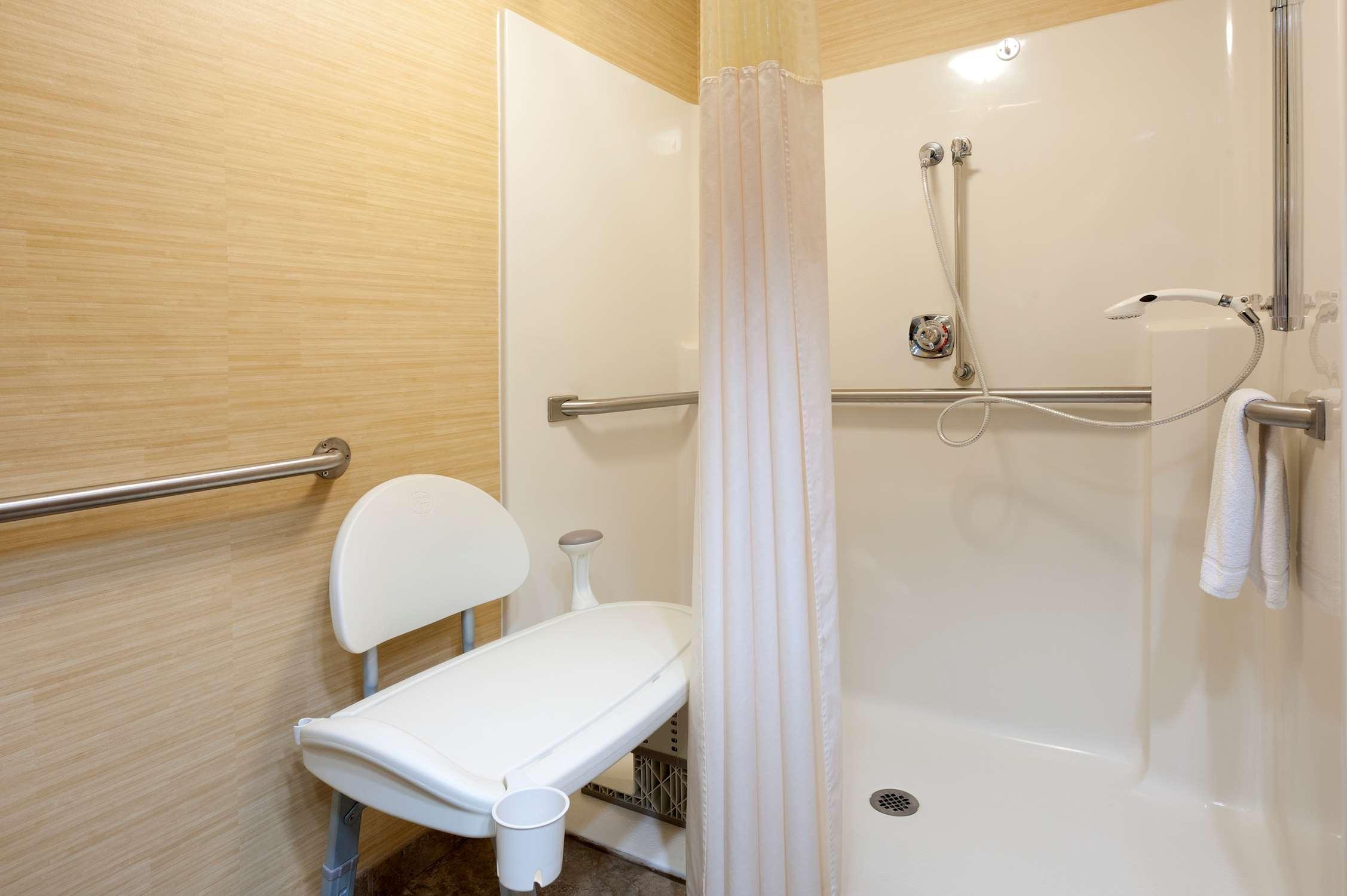 Hampton Inn Janesville Eksteriør billede