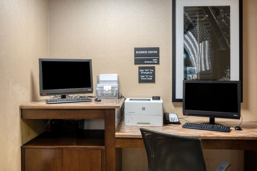 Hampton Inn Janesville Eksteriør billede